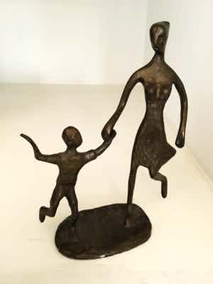 Bodrul Khalique - Sculptuur “ Samen “ verkocht voor € 60!