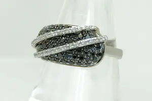 22 - 18 karaats witgouden ring met diamant ca 0.65 crt briljant kopen? Bied vanaf 500!