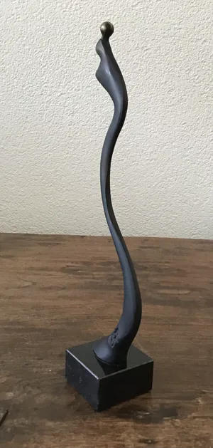 Corry Ammerlaan - Beeld op marmeren sokkel, Sanguin, gesigneerd kopen? Bied vanaf 25!