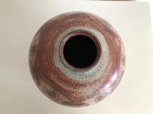 Pottenbakkerij de Vuurvogel - bruingrijze vaas met smalle hals kopen? Bied vanaf 200!