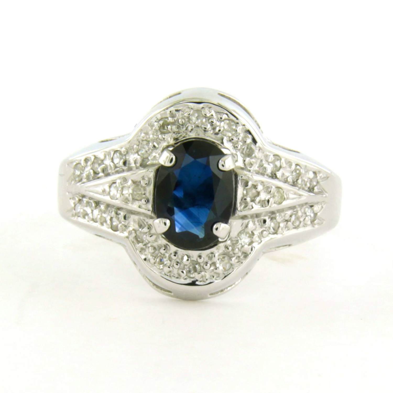 14k wit gouden ring met saffier en single cut geslepen diamanten tot. 0.10ct verkocht voor € 280!