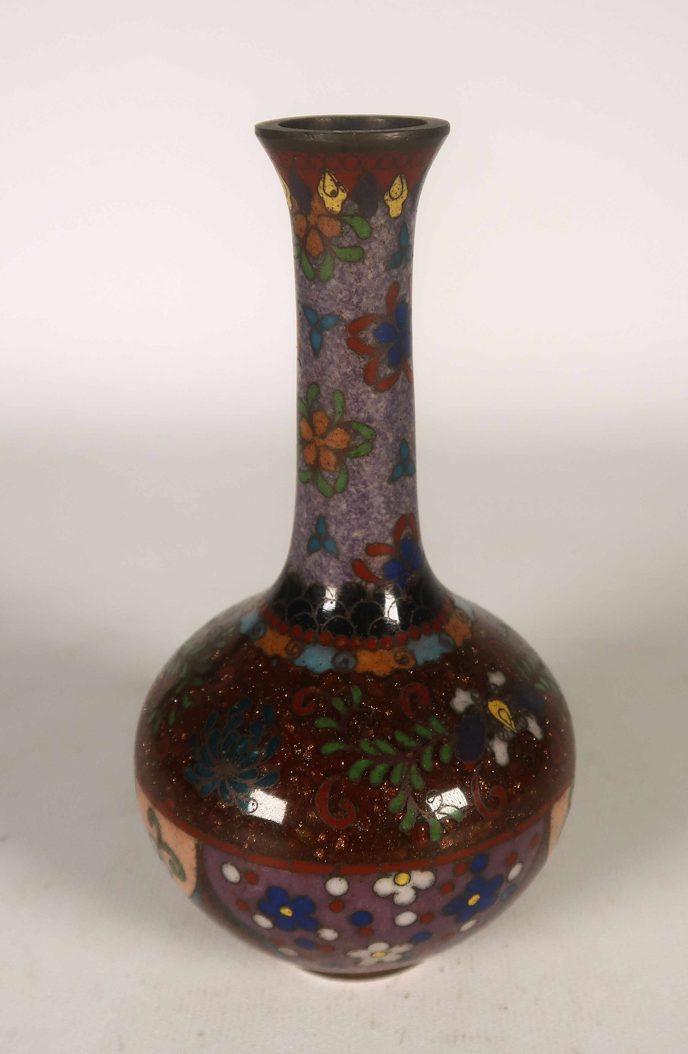 Niet of onleesbaar gesigneerd - Emaille op koper, Japans cloisonné vaasje kopen? Bied vanaf 1!