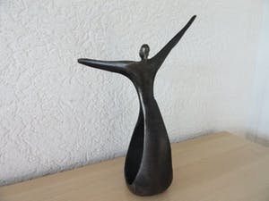 Corry Ammerlaan - Corry Ammerlaan van Niekerk van Artihove Sculptuur - De Dans - Verbronsd kopen? Bied vanaf 45!
