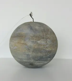 Rins Heidema - Bol (keramisch hangobject) kopen? Bied vanaf 60!