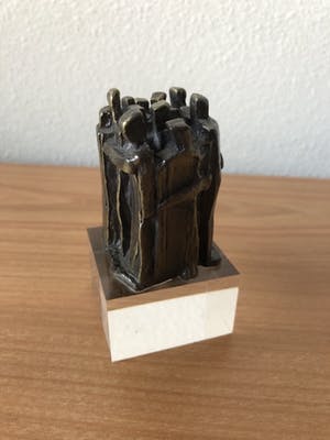 Frans Steginga - Prachtig beeldje " GEBUNDELDE KRACHT " kopen? Bied vanaf 35!