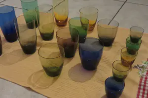 Max Verboeket - prachtige carnavalsglazen 17 stuks kopen? Bied vanaf 20!
