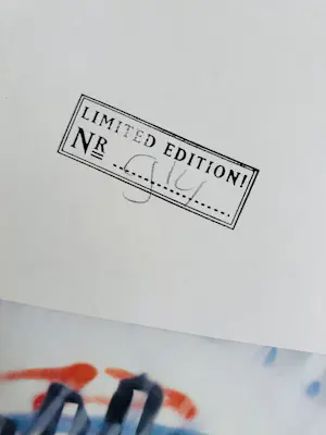 Jean Ruiter - Urban Opera Limited Edition nr. 914 met gesigneerde C-print KAWAESTVVTANS (1993) kopen? Bied vanaf 175!