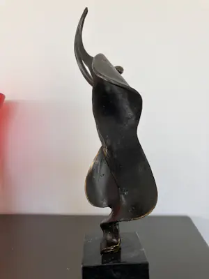 Bernadette Leijdekkers - Danseres groot uitgevoerd kopen? Bied vanaf 100!
