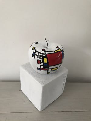 Marianne Bey - Like Apple / Mondriaan style kopen? Bied vanaf 50!