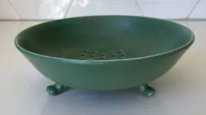 Firma Regout & Co - Art Deco groen aardewerken fruittest kopen? Bied vanaf 1!