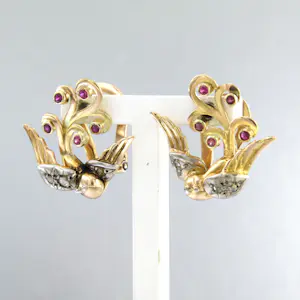 RETRO 18k goud en zilver oorclips in een vorm van vogel met robijn en diamant kopen? Bied vanaf 725!