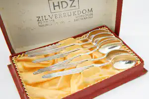 Jaren 60 Koninklijke van Kempen en Begeer 6 zilveren lepeltjes - in org. verpak! verkocht voor € 65!