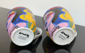 Corneille - TWEE KOFFIEBEKERS, DRIE SCHAALTJES, DRIE ONDERZETTERS kopen? Bied vanaf 56!