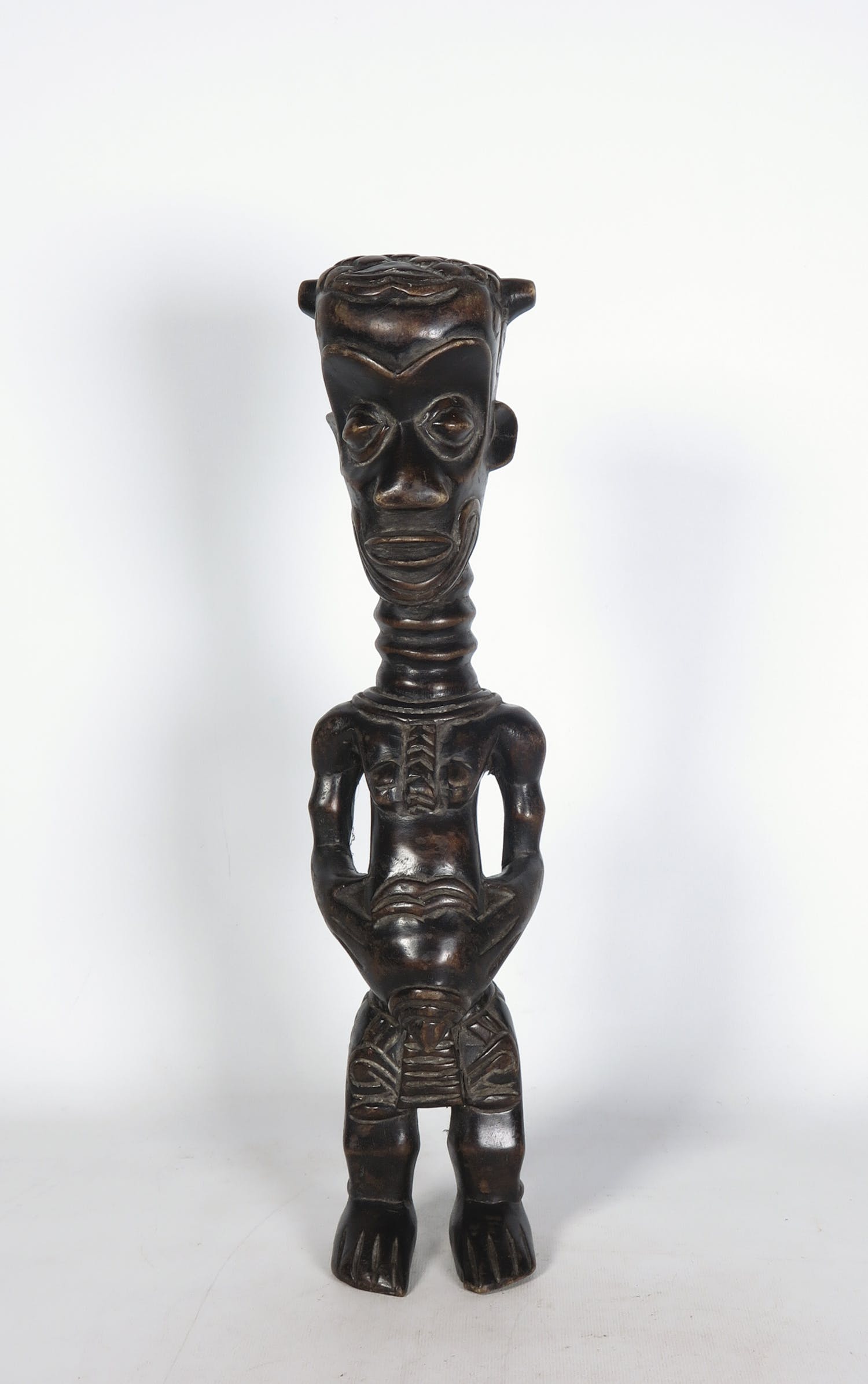 Lulua Houten voorouderbeeld sold! View the auction result