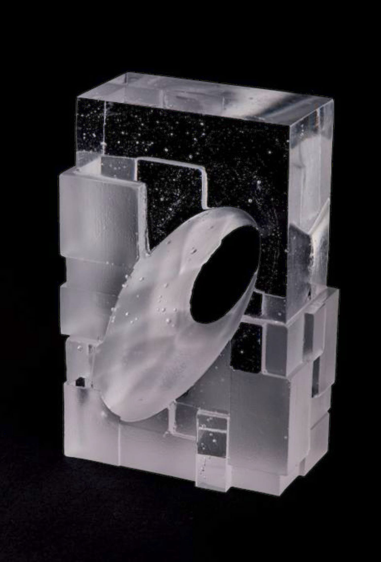 Novy Bor - Han de Kluijver Glaskunstbeurs jaarobject verkocht voor € 100!