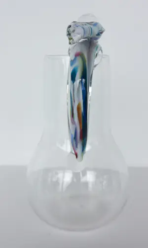 Sabine Lintzen - Glazen feest-karaf met speels gekleurd handvat + boek! kopen? Bied vanaf 60!