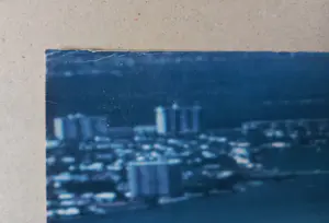 Christo - Surrounded Islands Miami - von Hand signiert von Christo und von Jeanne-Claude kaufen? Bieten Sie von 300!