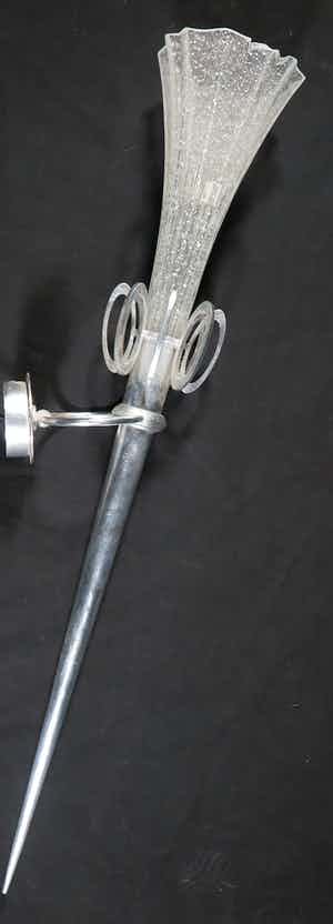 Toortslamp met kristallen kap verkocht voor € 1!