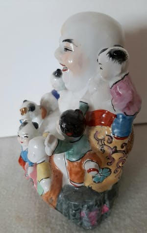 Niet of onleesbaar gesigneerd - Porselein Hotei met kinderen kopen? Bied vanaf 1!