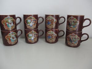 Villeroy en Boch - 8 stuks vintage mokken / Douwe Egberts kopen? Bied vanaf 50!