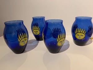 Corneille - 4 vazen Oiseau-Soleil in saffierblauw glas kopen? Bied vanaf 100!