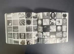 Jan Schoonhoven - Prachtig zeefdruk, gesigneerd & fraai ingelijst + Art Book : ZERO 4321 kopen? Bied vanaf 390!