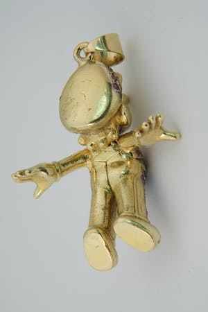1910 - GROOT&UNIEK! Gouden Nintendo Super Mario hanger - 30 jaar Mario! kopen? Bied vanaf 2380!