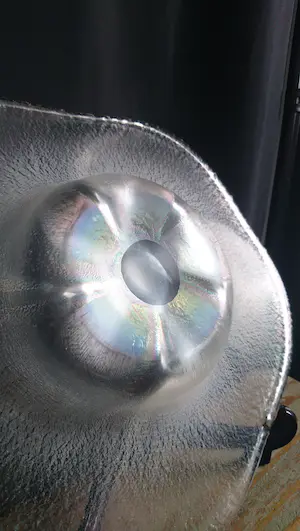 Willem Rozendaal - Helderglazen schaal met tincraquelé en luster "Coquille" (1937) kopen? Bied vanaf 1!