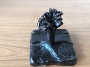 Brons (Onbekend) - Gesigneerd beeldje van een KNOTWILG kopen? Bied vanaf 45!