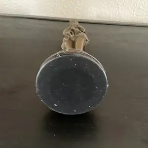 Demetre Haralamb Chiparus - Het verdrietige meisje kopen? Bied vanaf 120!