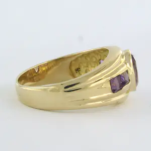 18k geel gouden ring met amethist - ringmaat 18.75(59) kopen? Bied vanaf 245!