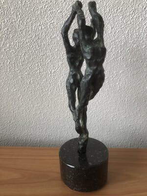 Brons (Onbekend) - Modern bronzen beeld van man en vrouw kopen? Bied vanaf 65!