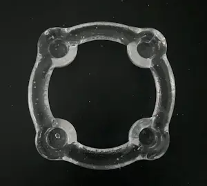 Pukeberg Glass - TWEE RINGVORMIGE GLAZEN KAARSENHOUDERS kopen? Bied vanaf 45!