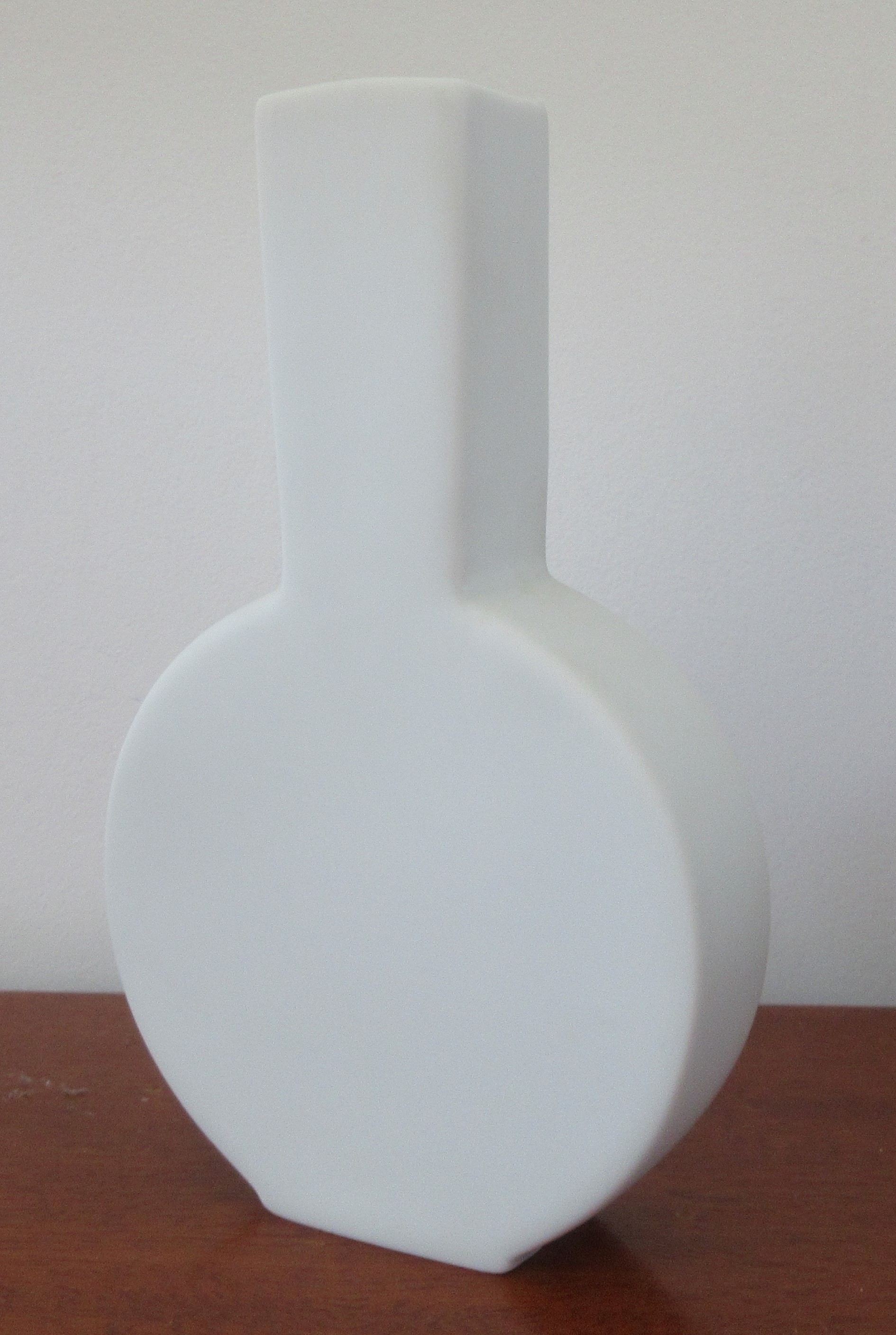 Rosamunde Nairac - Rosenthal Studio Line biscuit porseleinen Bottle vase kopen? Bied vanaf 28!