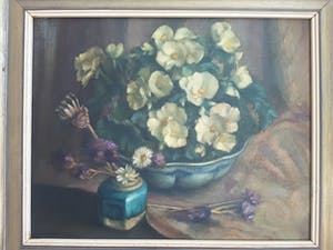 Jan den Hengst - stilleven met bloemen in gemberpotje en aardewerk schaal kopen? Bied vanaf 50!