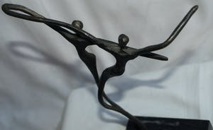 Corry Ammerlaan - Beeld op sokkel , 2 Dansers kopen? Bied vanaf 1!