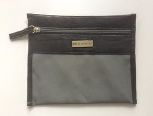 Jan Taminiau - 3 etuis van Jan Taminiau en Viktor & Rolf kopen? Bied vanaf 20!