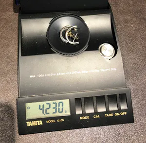 2 Creolen van witgoud met geslepen diamanten kopen? Bied vanaf 300!