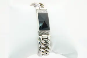 Acheter78 - MASSIEF (90gr) Zilveren chain small Buddha to Buddha armband - Onyx pyramid? Enchérissez de 160!