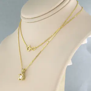 14k gouden collier met solitair hanger met bolsjewiek geslepen diamant 0,20ct kopen? Bied vanaf 220!
