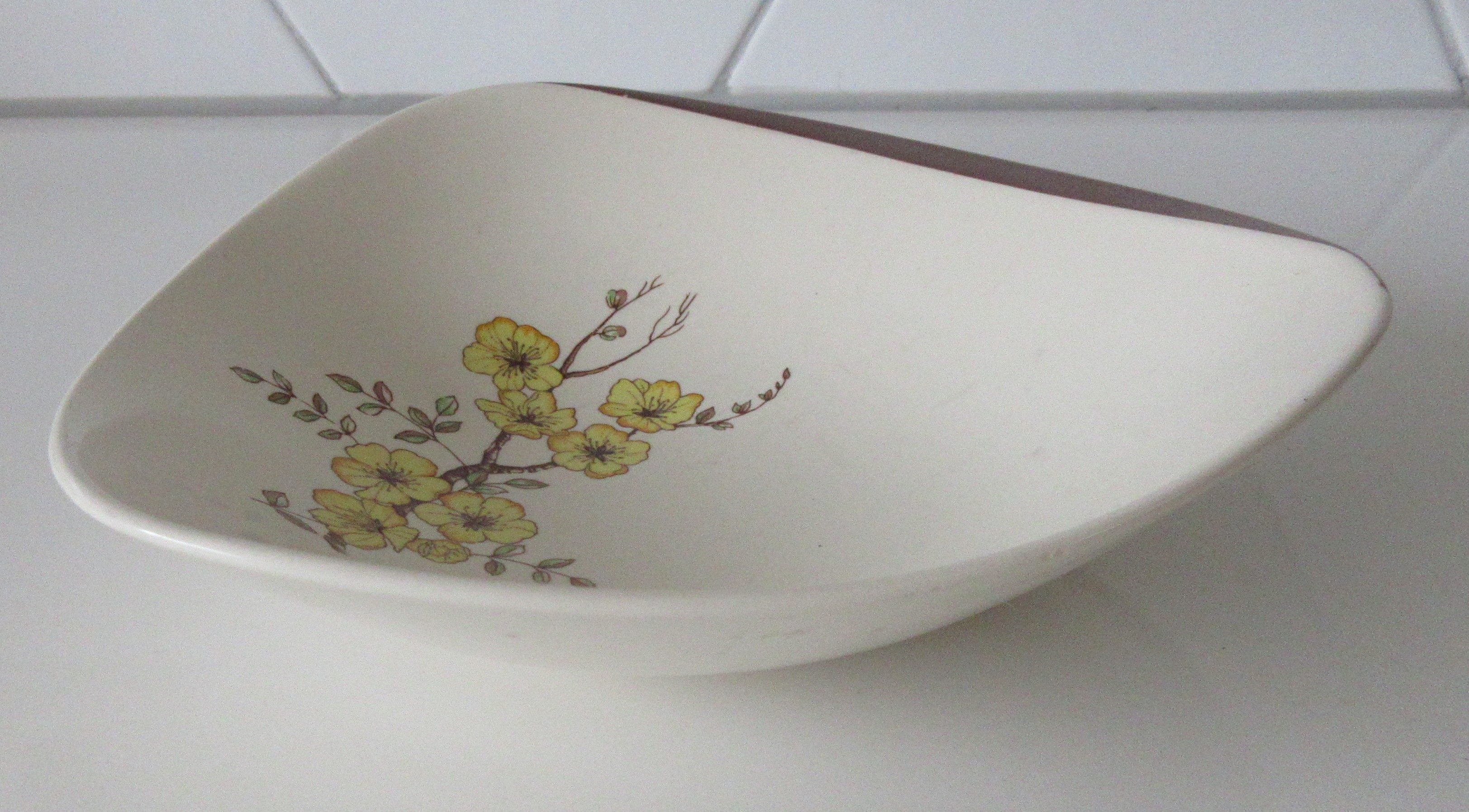 Carlton Ware - Fifties art deco aardewerk schaaltje kopen? Bied vanaf 15!