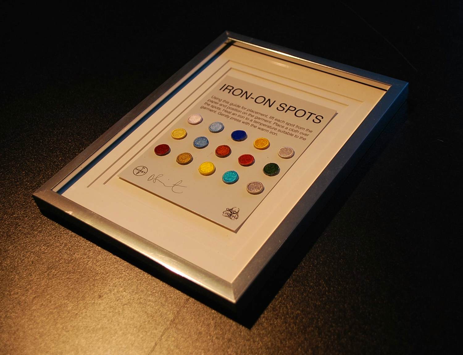 Damien Hirst - Iron-On Spots - Damien Hirst kopen? Bied vanaf 200!