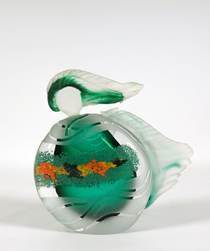 Régis & Gisèle Fievet - Lot van twee glasobjecten in de vorm van vissen kopen? Bied vanaf 200!