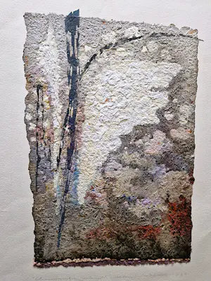 Helen Westgeest - intrigerende gemengde techniek (o.a. papier mache) 1990 - gesigneerd kopen? Bied vanaf 38!
