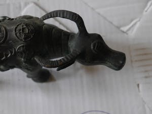 Niet of onleesbaar gesigneerd - waterbuffel uit Tibet kopen? Bied vanaf 10!