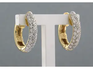 18k geelgouden creolen bezet met briljant geslepen diamant 0.80ct.- F/G - VS/SI kopen? Bied vanaf 600!