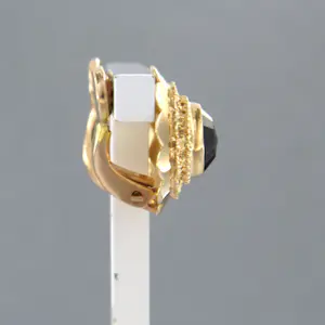 14k geel gouden oorclips bezet met granaat - 5.1 gram kopen? Bied vanaf 500!