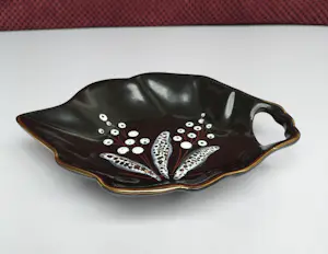 Plateelbakkerij Flora - Gouda Jumbo schaaltje "lente" kopen? Bied vanaf 1!