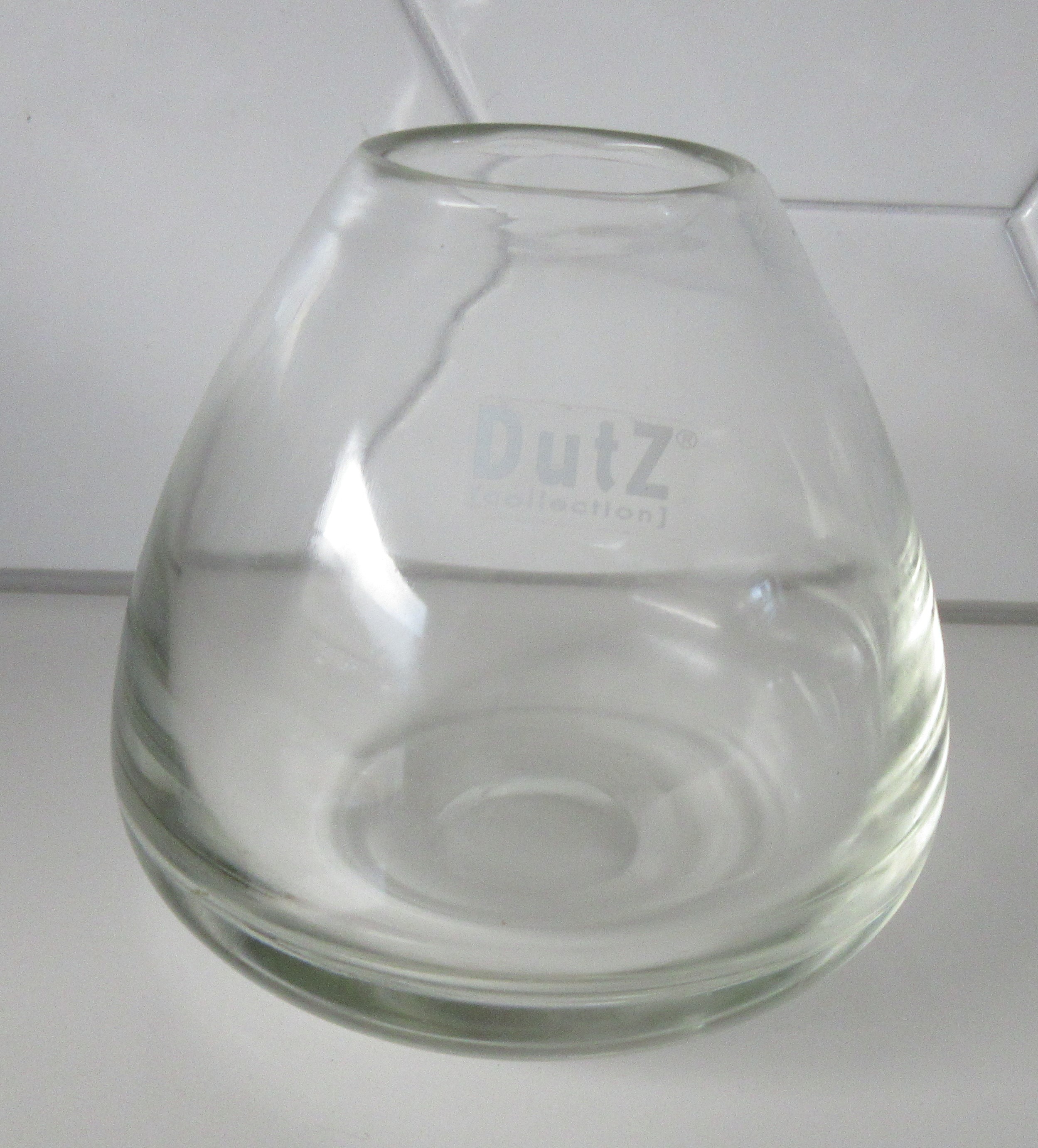 Niet of onleesbaar gesigneerd - Dutz Blank glazen bolvaas kopen? Bied vanaf 1!