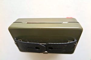 Curiosa - Peacock -Set Benzine Handwarmers en Legerzaklamp met Groen, Rood of Gedimd licht kopen? Bied vanaf 1!